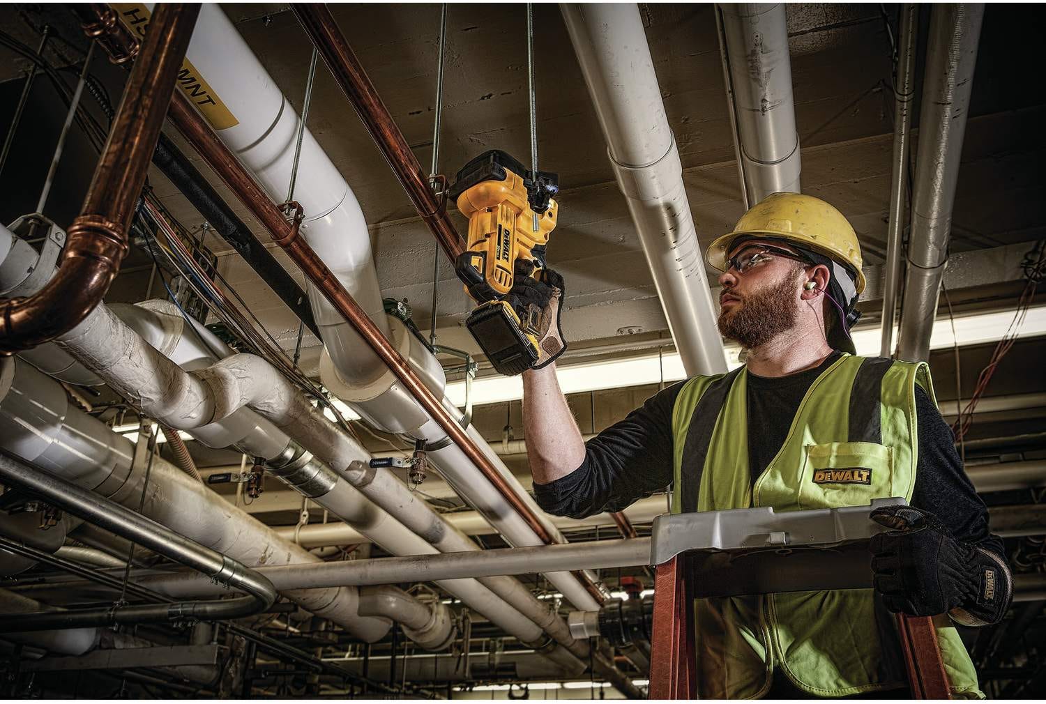 Dewalt DCS350D1 20V MAX Cordless Threaded Rod Cutter Kit