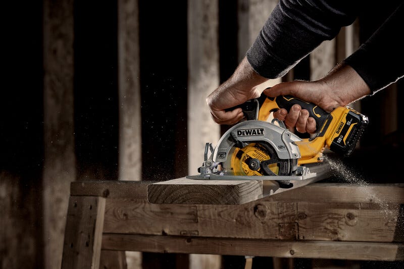 DeWalt DCS512B Xtreme 12V MAX 5-3/8-In. Brushless Cordless Circular Saw, Tool Only