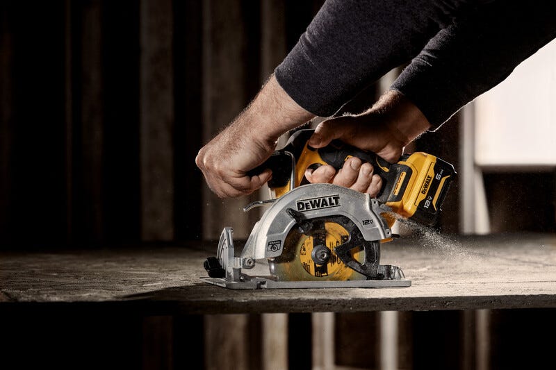 DeWalt DCS512B Xtreme 12V MAX 5-3/8-In. Brushless Cordless Circular Saw, Tool Only