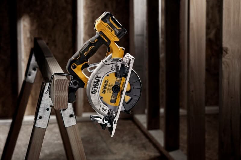 DeWalt DCS512B Xtreme 12V MAX 5-3/8-In. Brushless Cordless DeWalt DCS512B Xtreme 12V MAX 5-3/8-In. Brushless Cordless