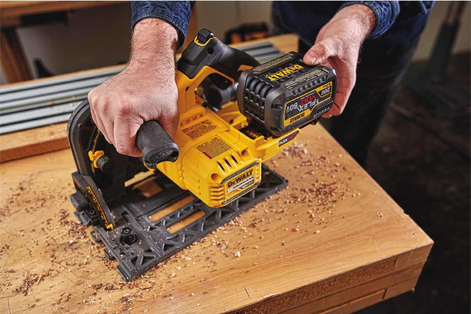 DeWalt DCS520ST1 60V Max 6-1/2-Inch Cordless FlexVolt Track Saw 6.0Ah Kit w/ 59-Inch Rail
