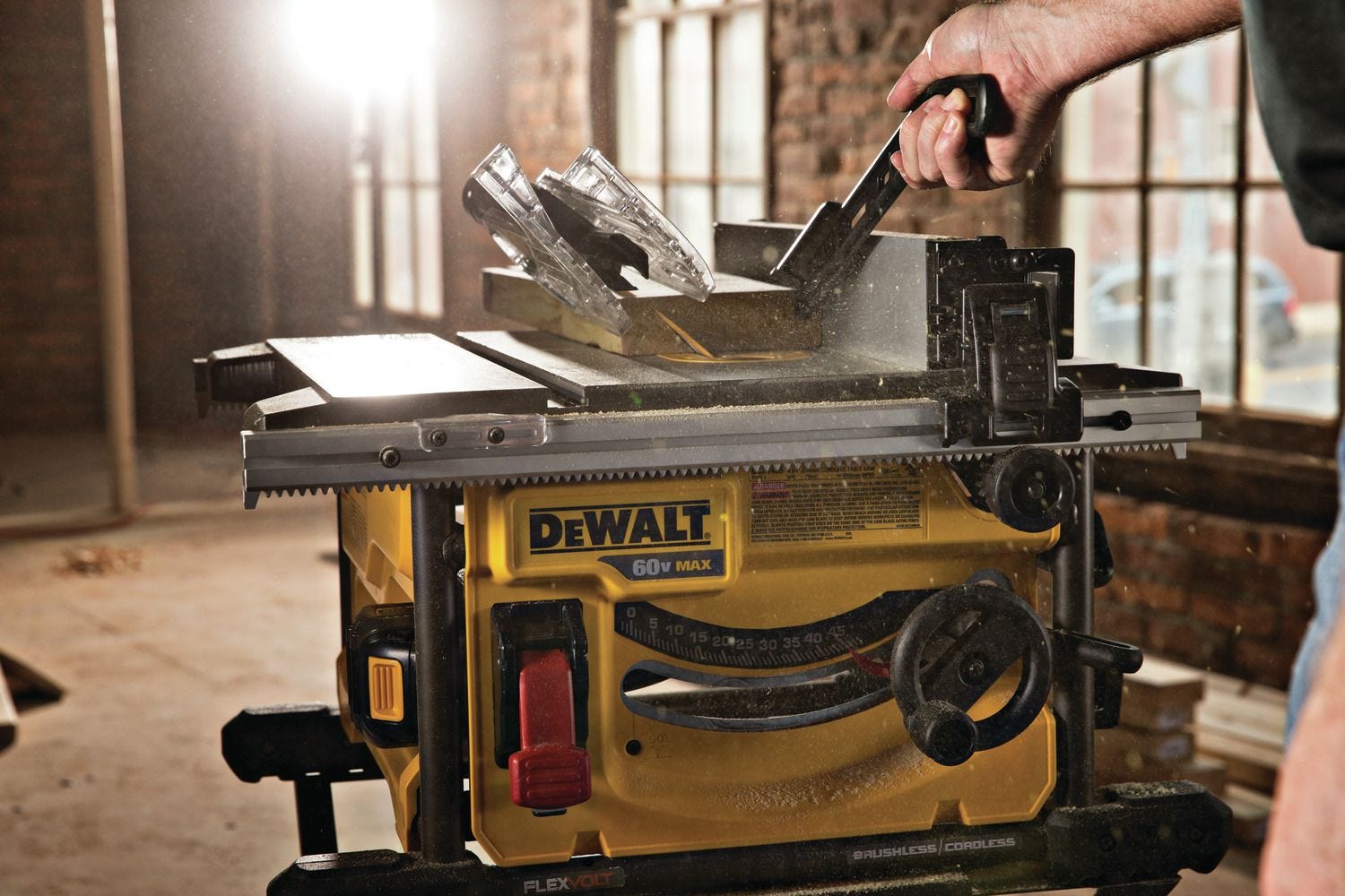 Dewalt DCS7485T1 FlexVolt 60V MAX 8-1/4" Table Saw 6.0Ah Kit