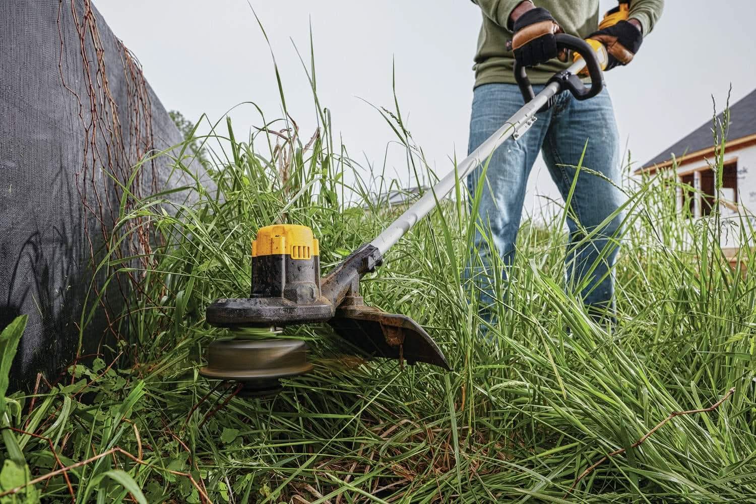 DEWALT DCST925B String Trimmer - Thumbnail 4