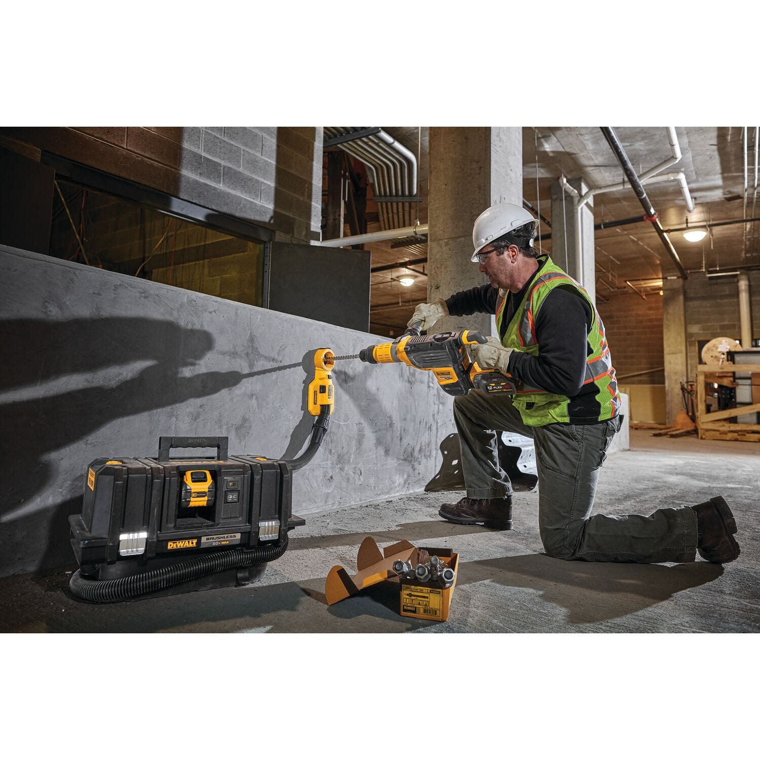 DeWalt DCV585B Flexvolt 60V MAX HEPA Dust Extractor Vac, Tool Only