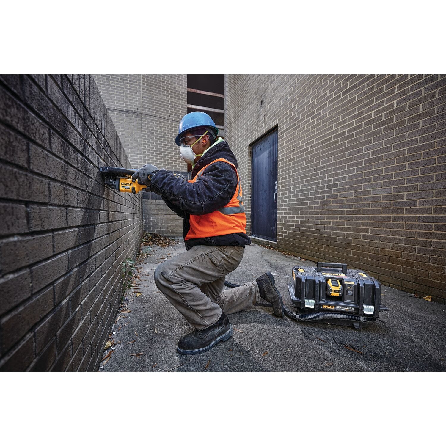 DeWalt DCV585B Flexvolt 60V MAX HEPA Dust Extractor Vac, Tool Only