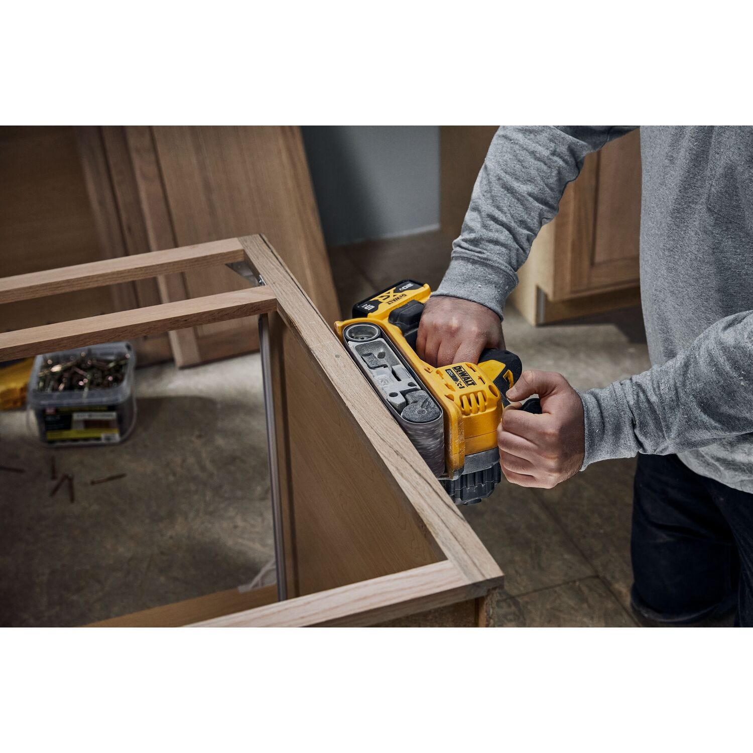 DeWALT DCW220B 20V MAX XR 3 in. x 21 in. Brushless Belt Sander, Tool Only
