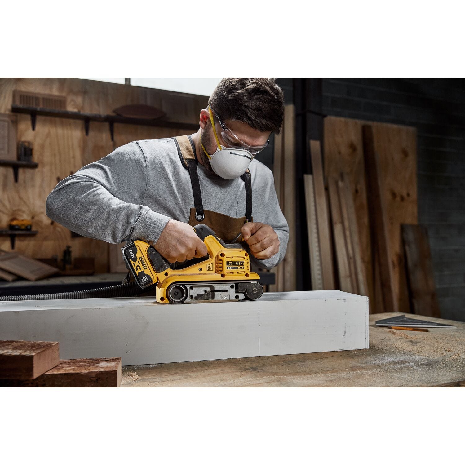 DeWALT DCW220B 20V MAX XR 3 in. x 21 in. Brushless Belt Sander, Tool Only