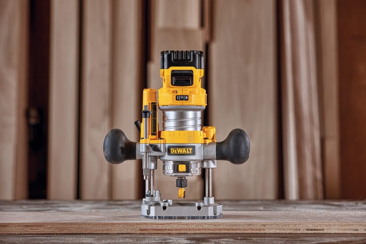 DeWalt DCW600B 20V MAX XR Brushless Cordless Compact Router, Tool Only