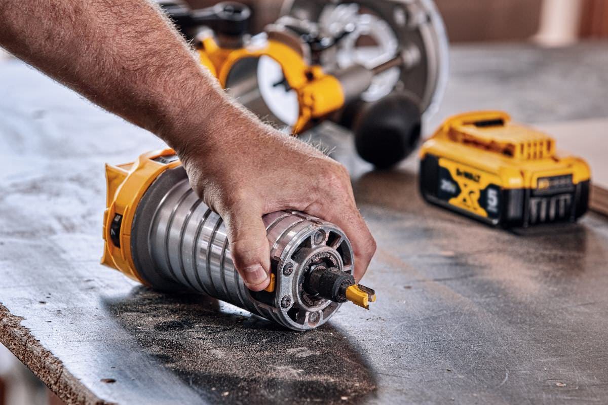 DeWalt DCW600B 20V MAX XR Brushless Cordless Compact Router, Tool Only