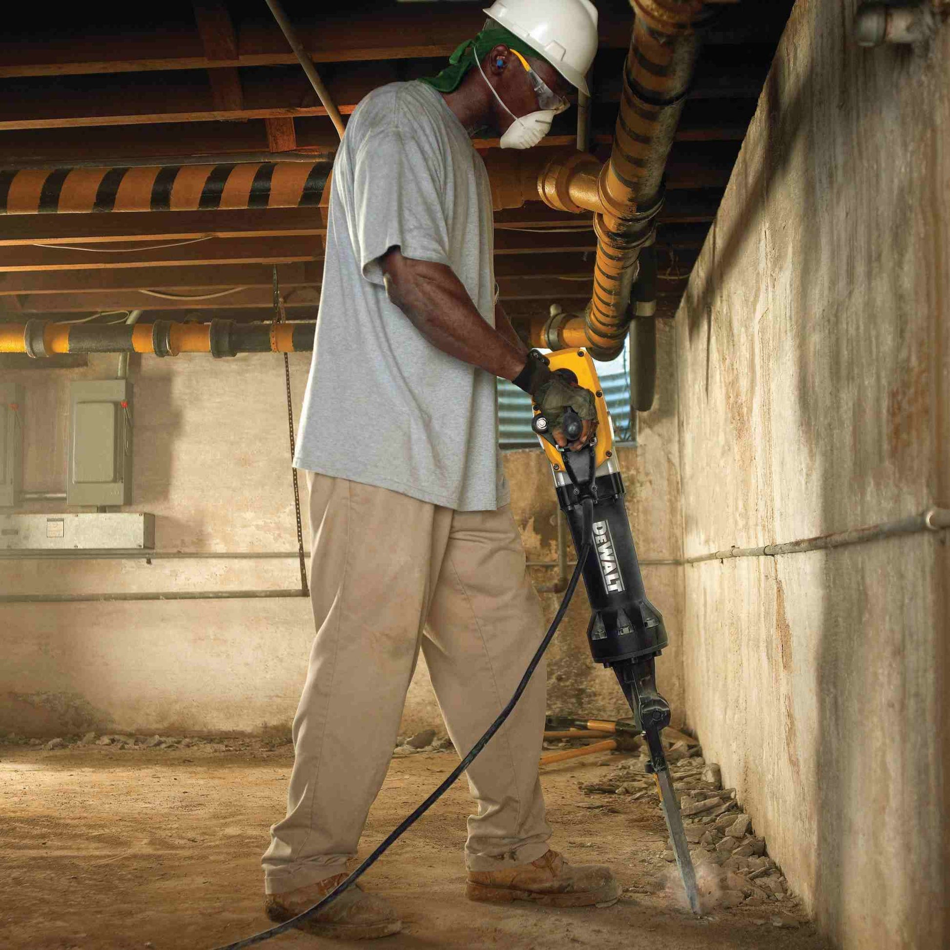 DeWalt D25980 Pavement Breaker