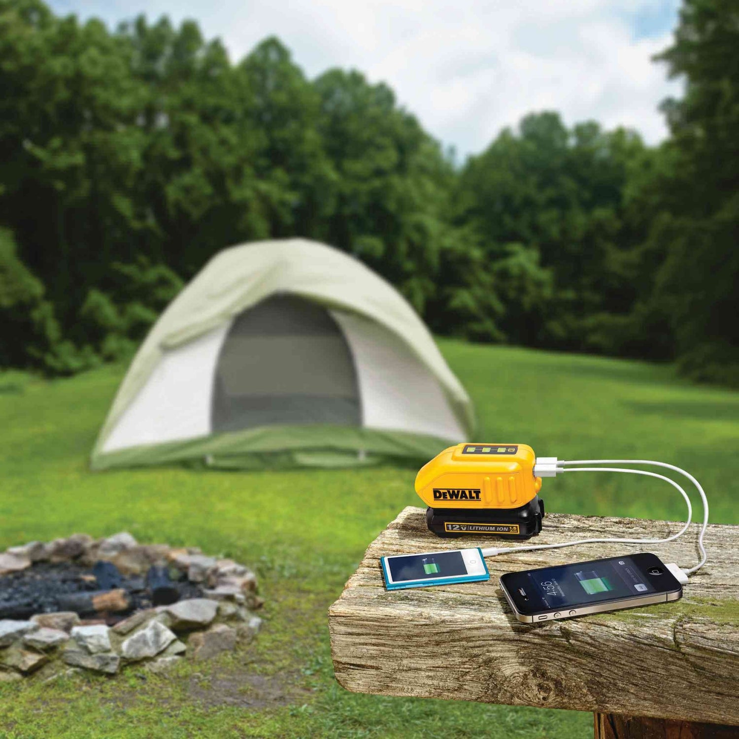 DeWalt DCB090 12V/20V MAX USB Power Source