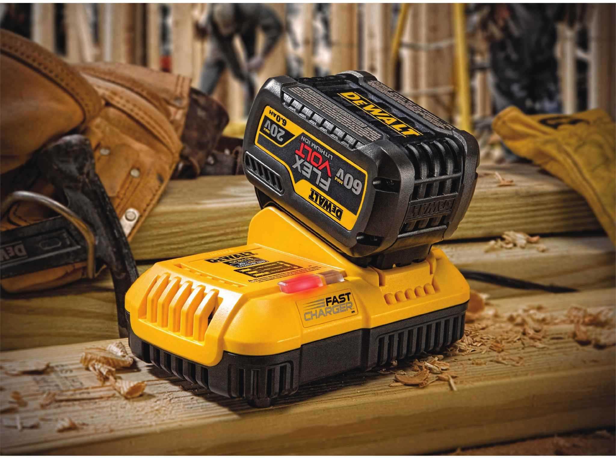 Dewalt DCB118 20V MAX Fan Cooled Fast Charger