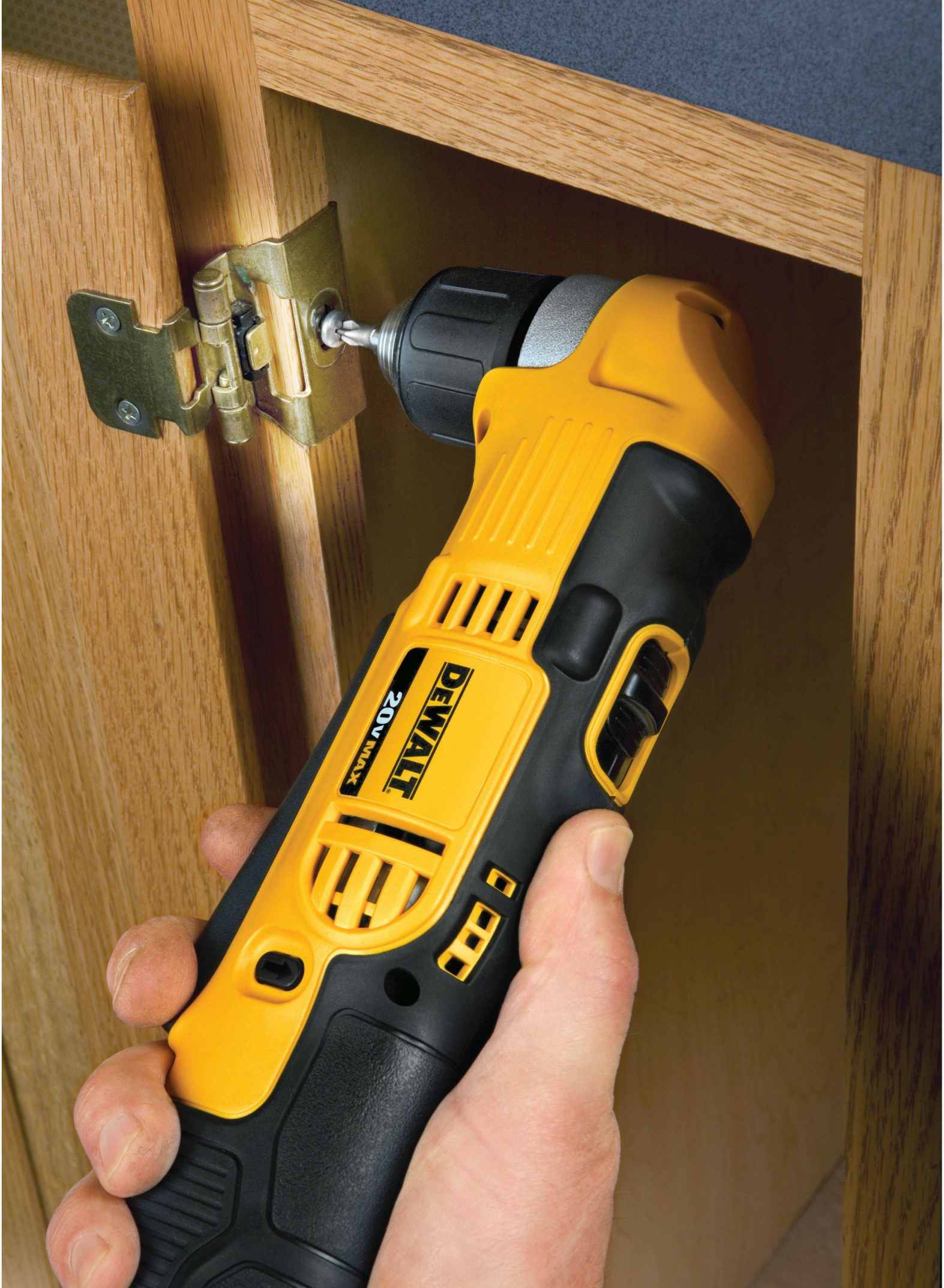 DeWalt DCD740C1 20V MAX 3/8-Inch Right Angle Drill/Driver 1.5Ah Kit