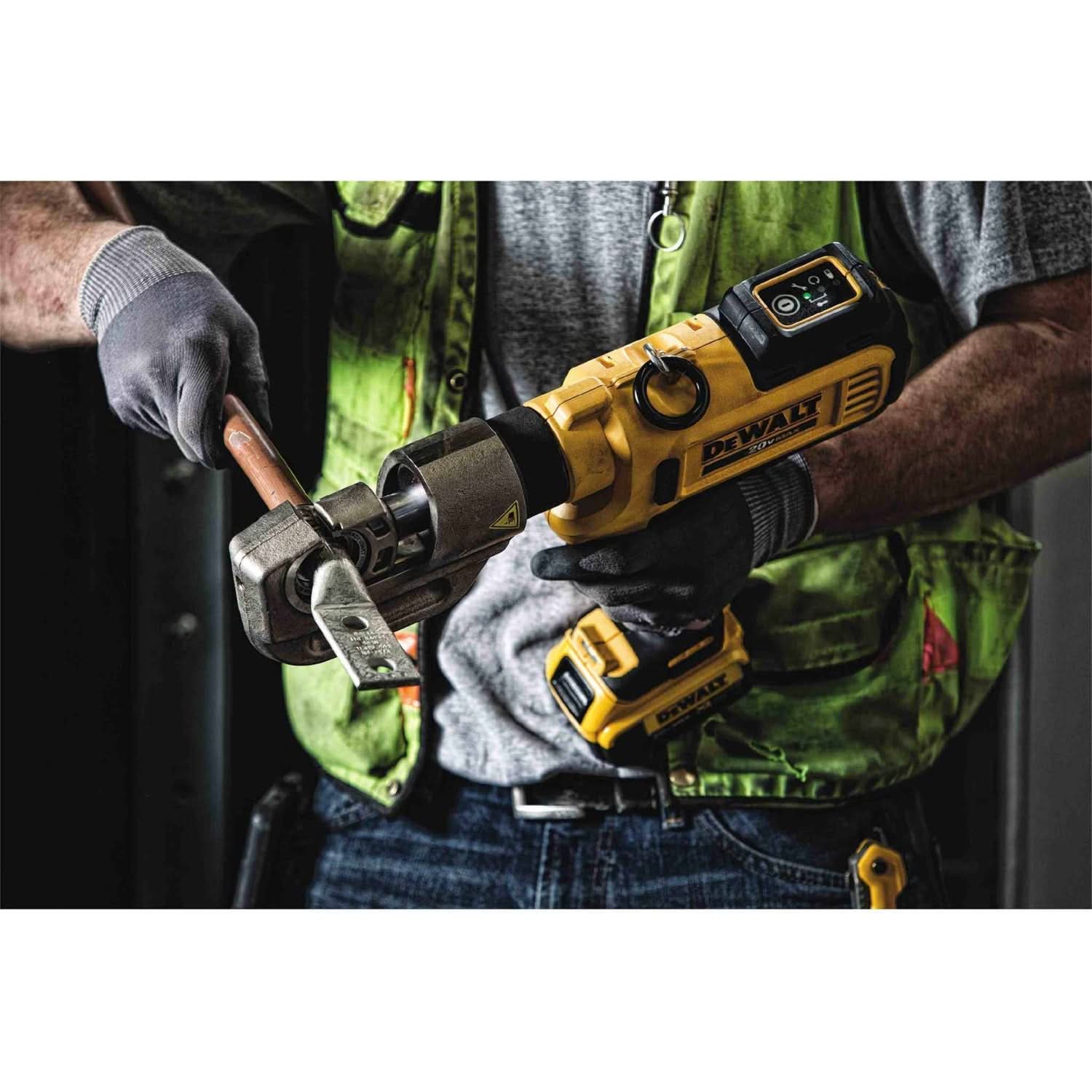 Dewalt DCE300M2 20V MAX Cordless Died Electrical Cable Crimping Tool