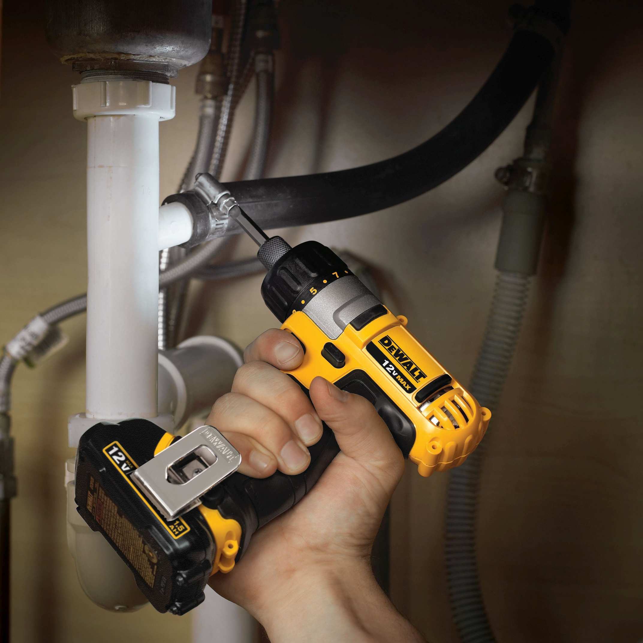 DeWalt DCF610S2 12V MAX 1/4" Screwdriver Kit