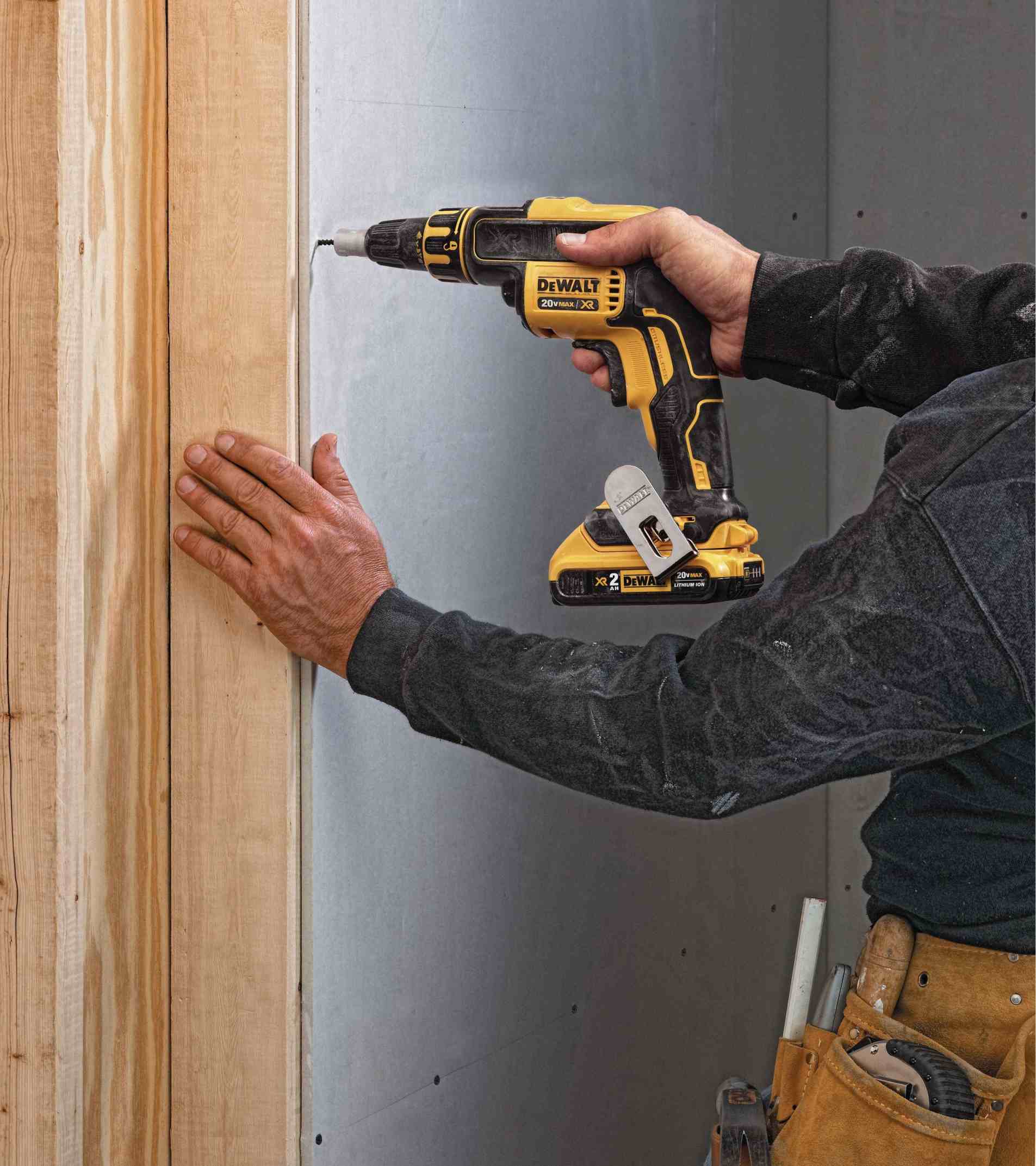 DeWalt DCF620D2 20V Max XR Li-Ion Brushless Drywall Screwgun 2.0Ah