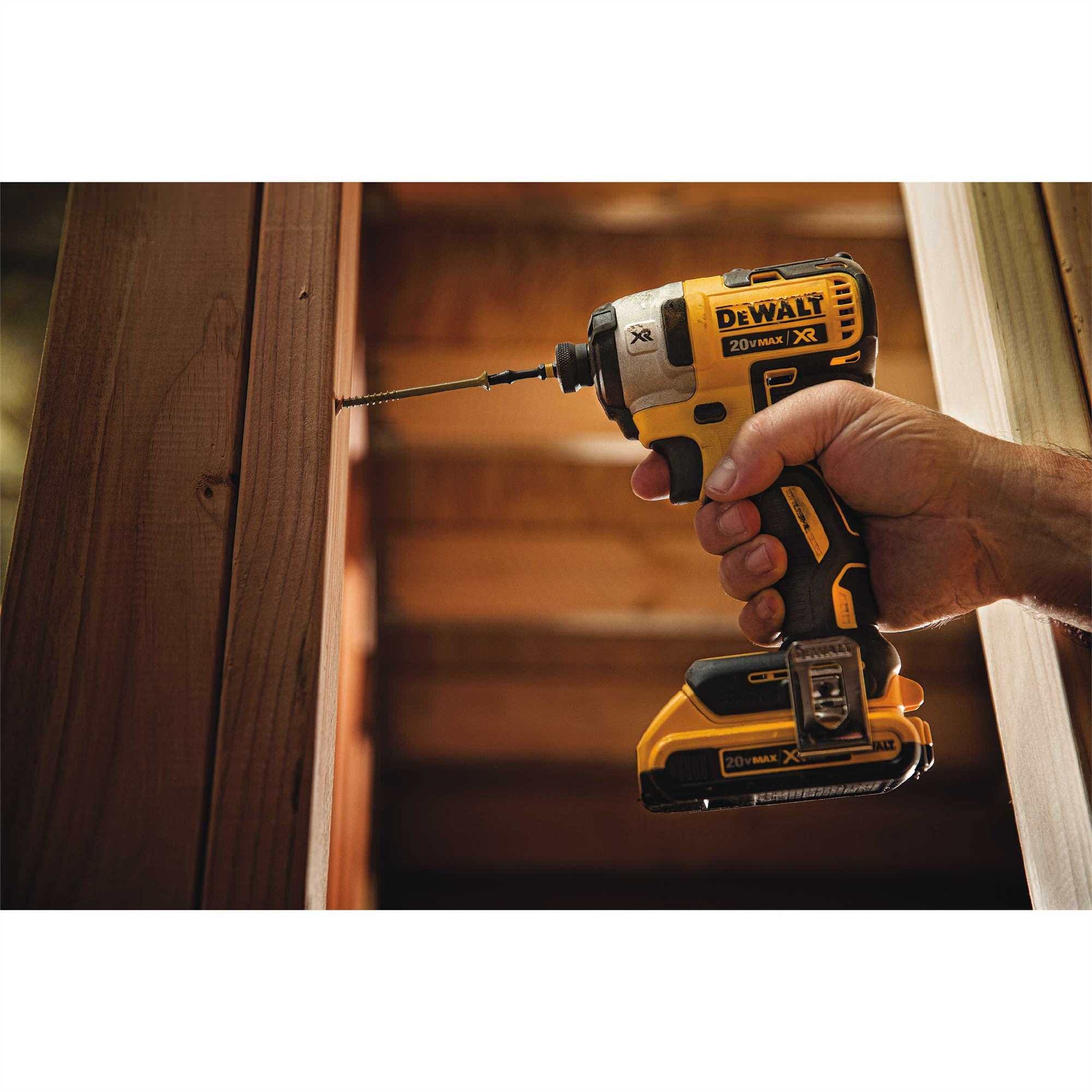 Dewalt DCK299P2 20V MAX Brushless Hammer Drill & Impact Driver 5.0Ah Combo Kit