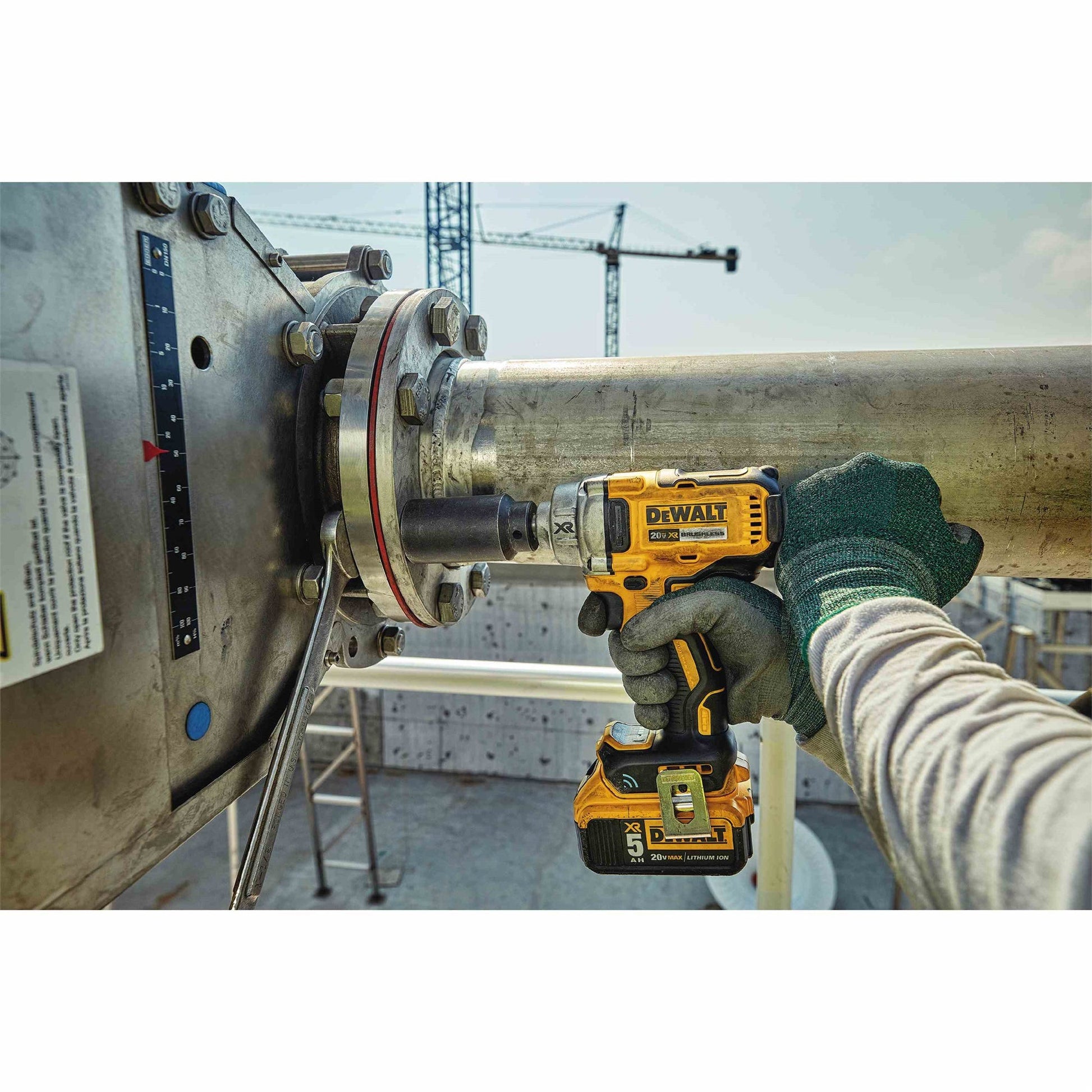 DeWalt DCF896P2 20V MAX Tool Connect 1/2-Inch Mid-Range Detent Pin Anvil Impact Wrench 5.0Ah Kit