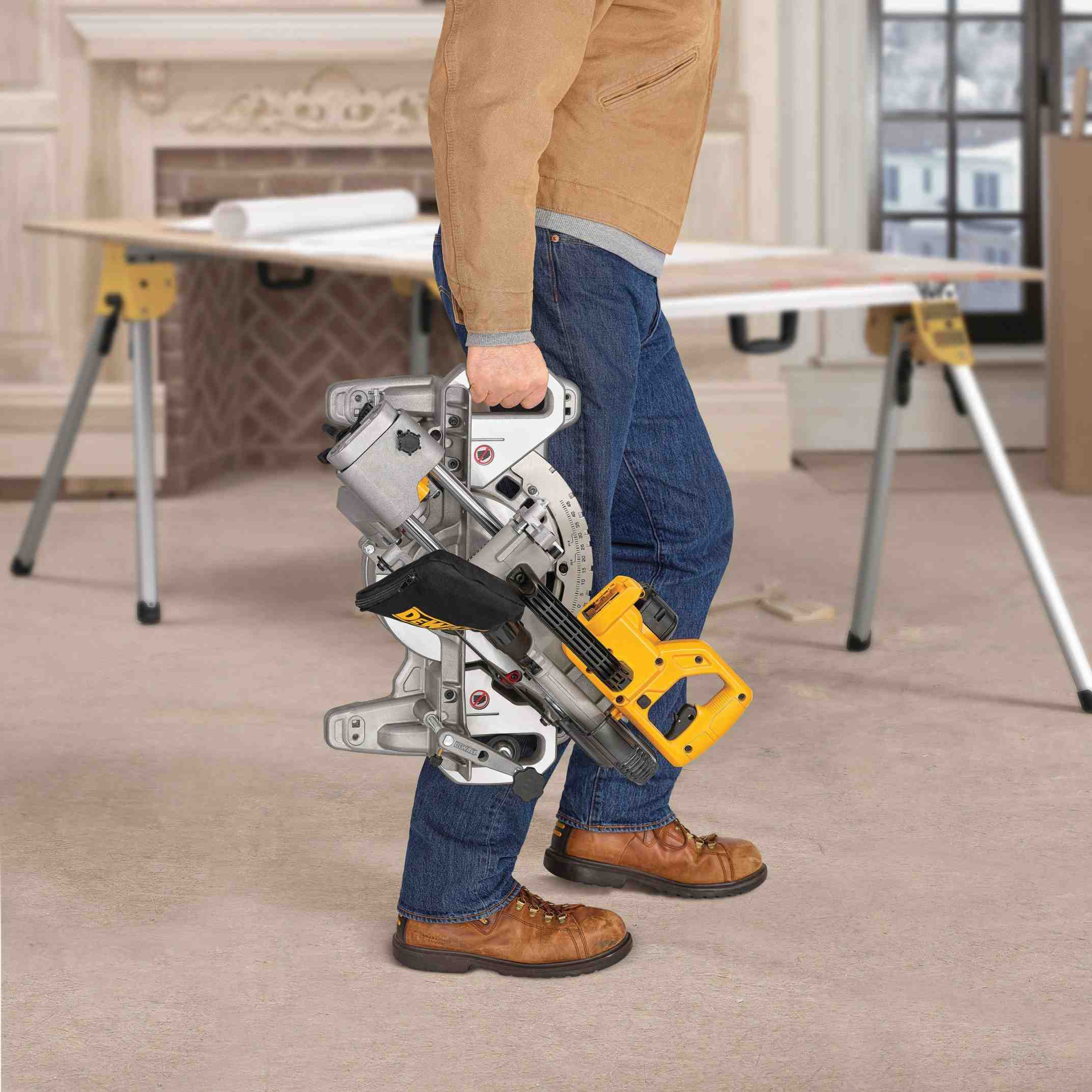 DeWalt DCS361M1 20V Max 7-1/4" Cordless Miter Saw