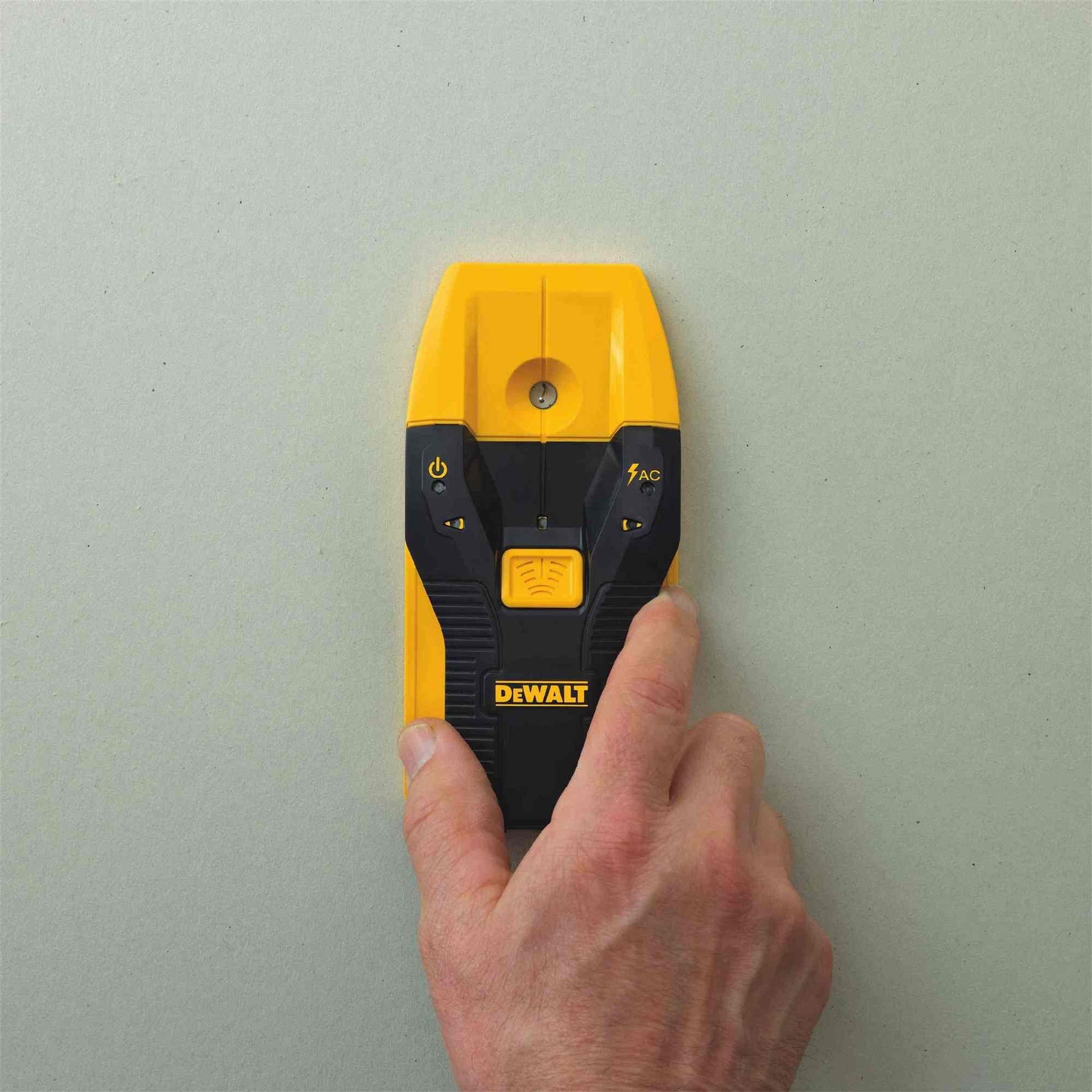 DeWalt DW0100 3/4 In. Stud Finder