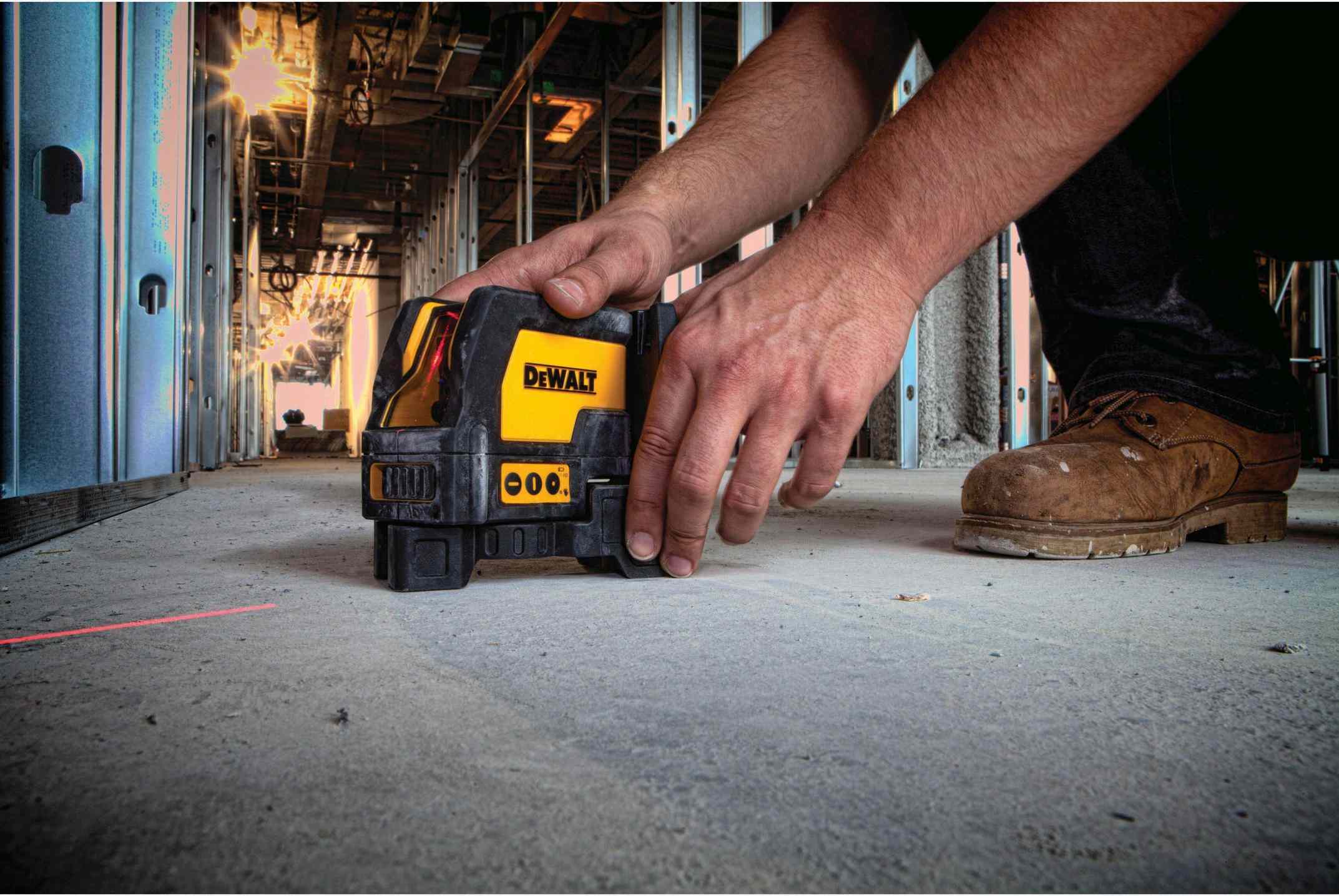 DeWalt DW0822 Combilaser Cross Line with Plumb