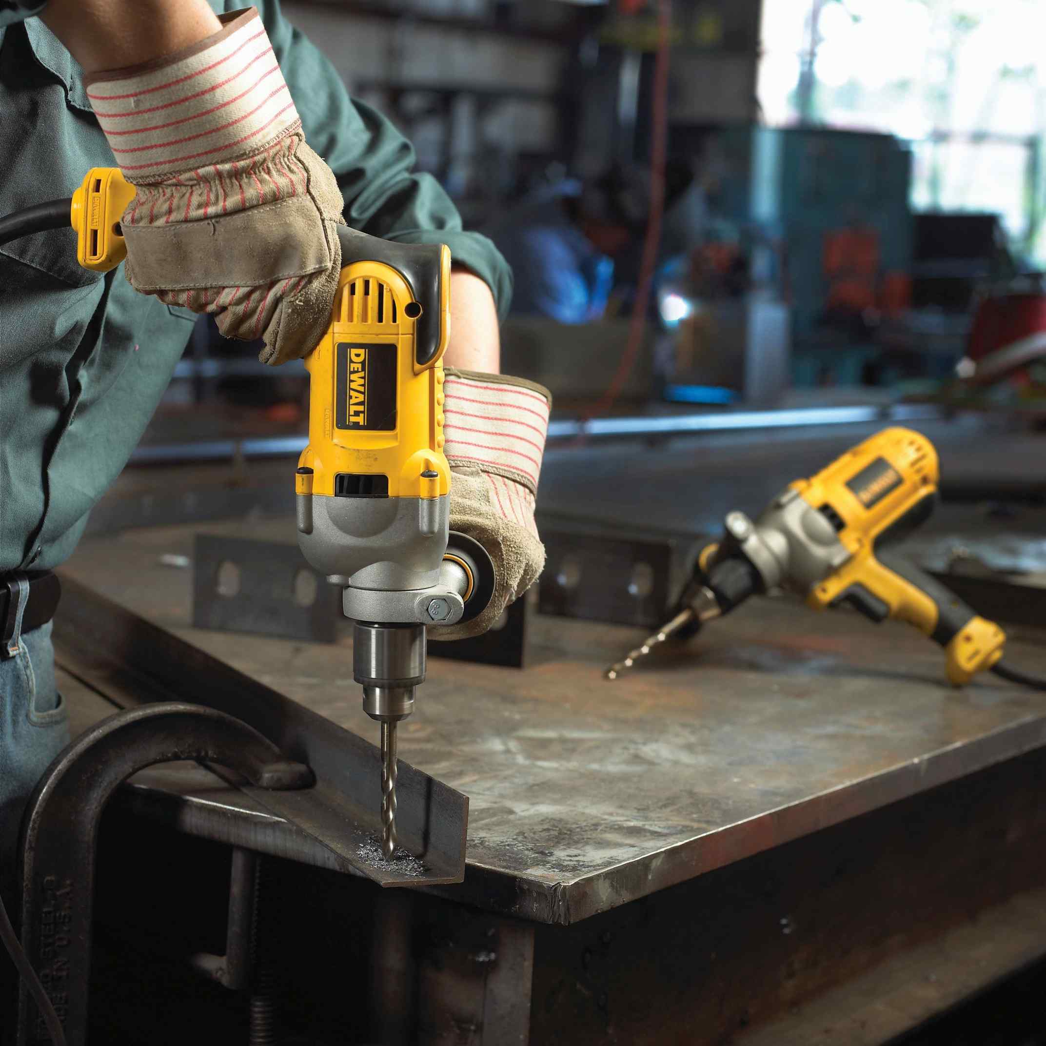 DeWalt DWD210G 1/2" (13mm) VSR Pistol Grip Drill