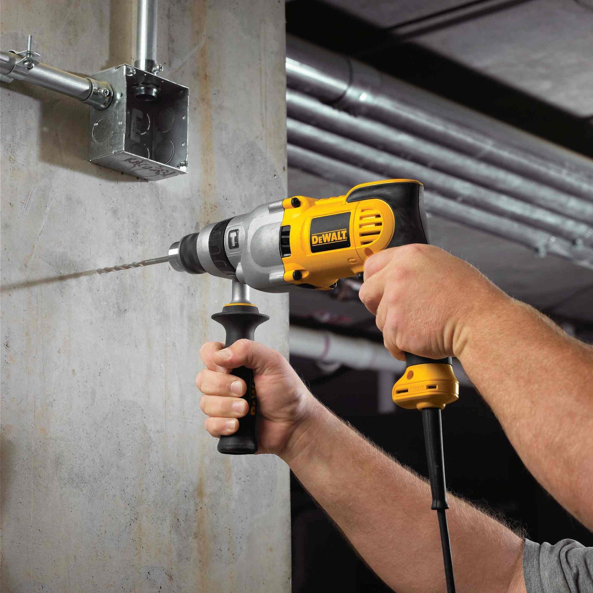 DeWalt DWD520K 1/2" VSR Pistol Grip Hammerdrill Kit