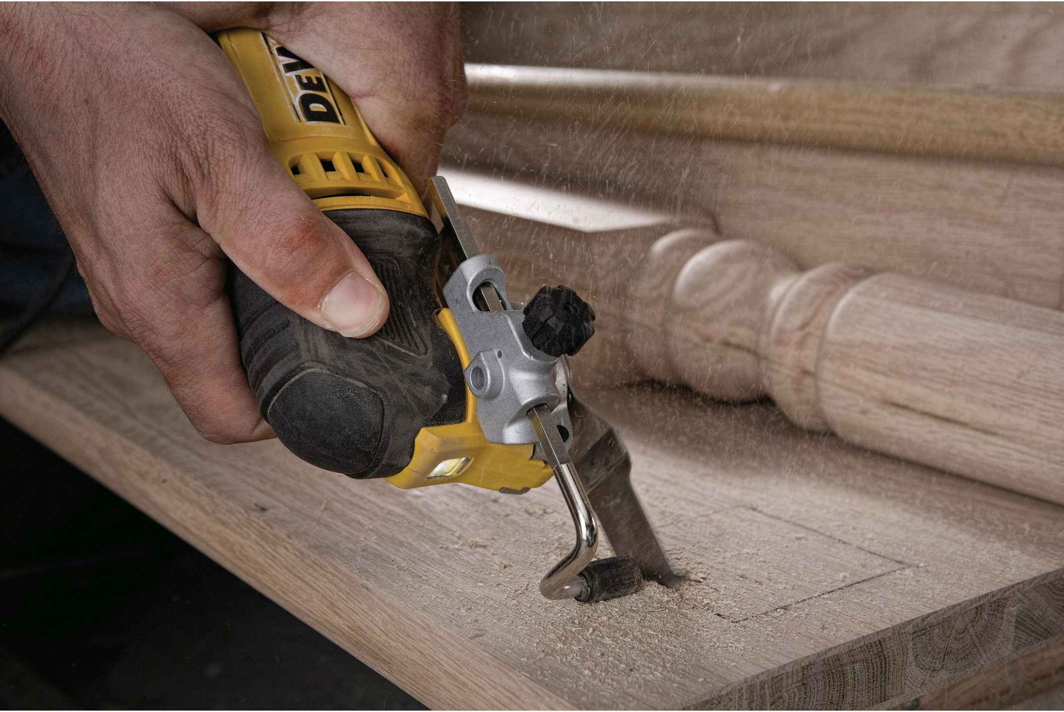 DeWalt DWE315K 3 Amp Oscillating Tool Kit with 29 Accessories