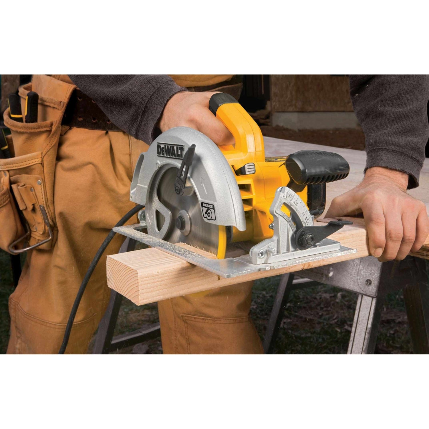 DeWalt DWE575 7.25-Inch Lightweight Circular Saw