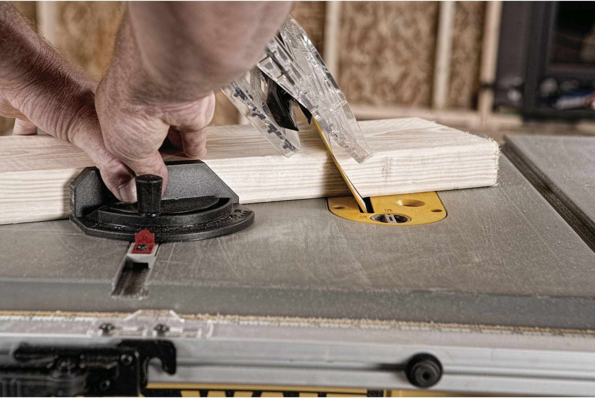 Dewalt DWE7491RS 10" Tablesaw With Wheeled Stand