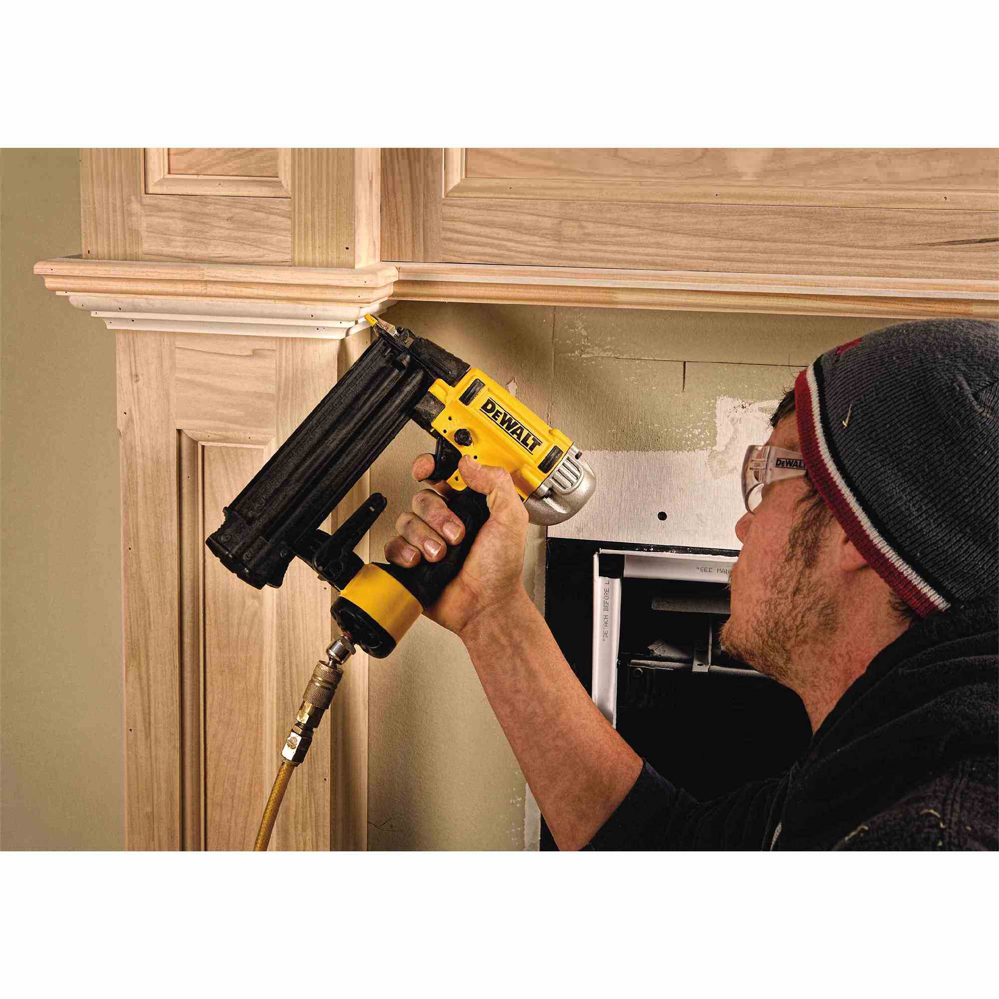 Dewalt DWFP12233 18 GA Precision Point Brad Nailer