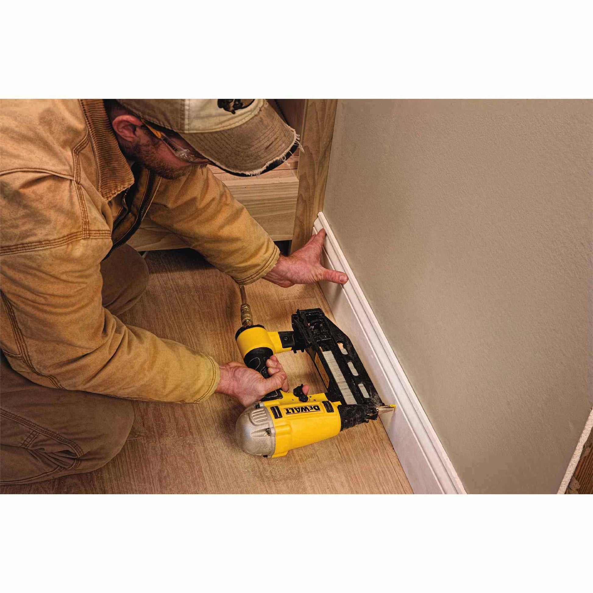 Dewalt DWFP71917 16 GA Precision Point Finish Nailer