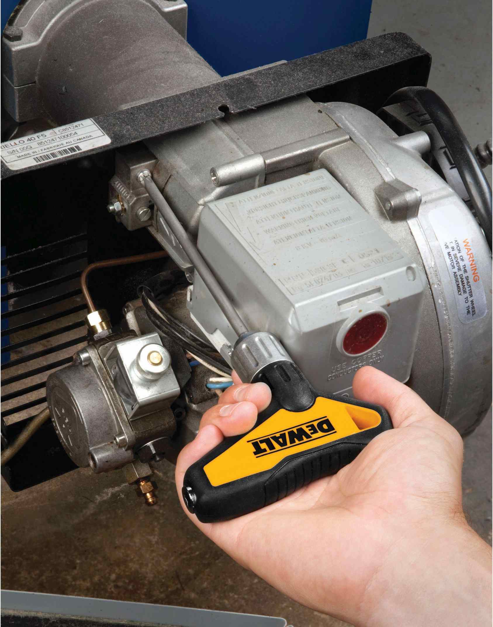DeWalt DWHT70265 31-Piece Ratcheting T Handle Hex Key Set