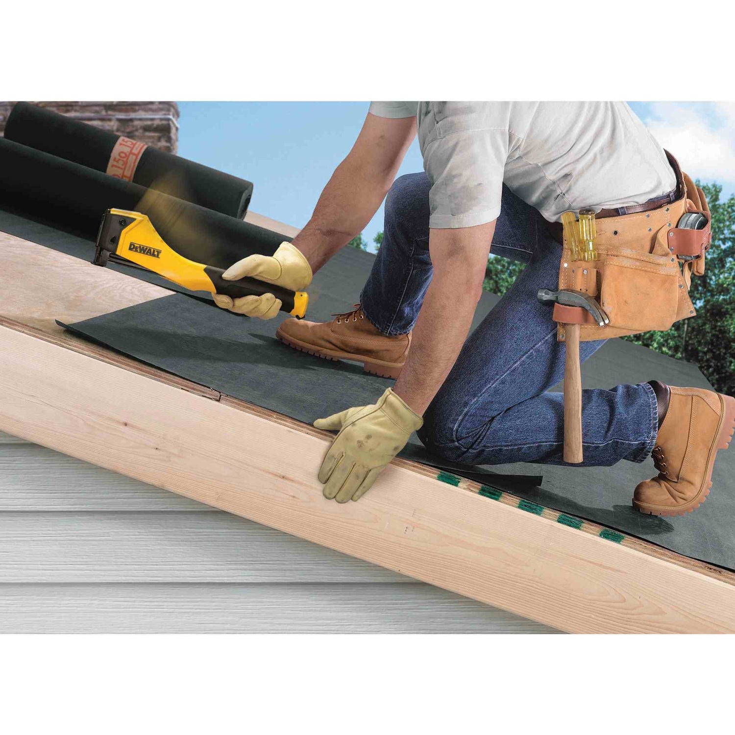 DeWalt DWHTHT450 Heavy Duty Hammer Tacker
