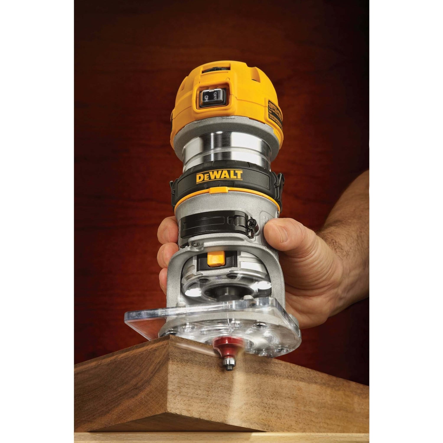 DeWalt DWP611 1.25 HP MAX Torque Variable Speed Compact Router with LED's
