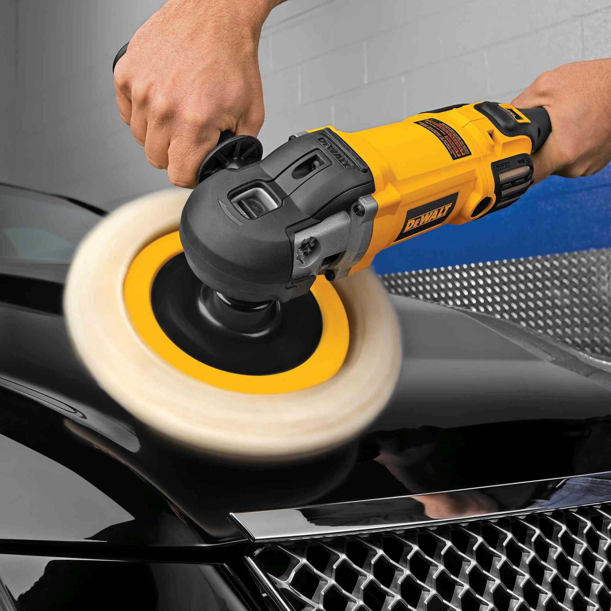 DeWalt DWP849X 7"/9" Variable Speed Polisher with Soft Start