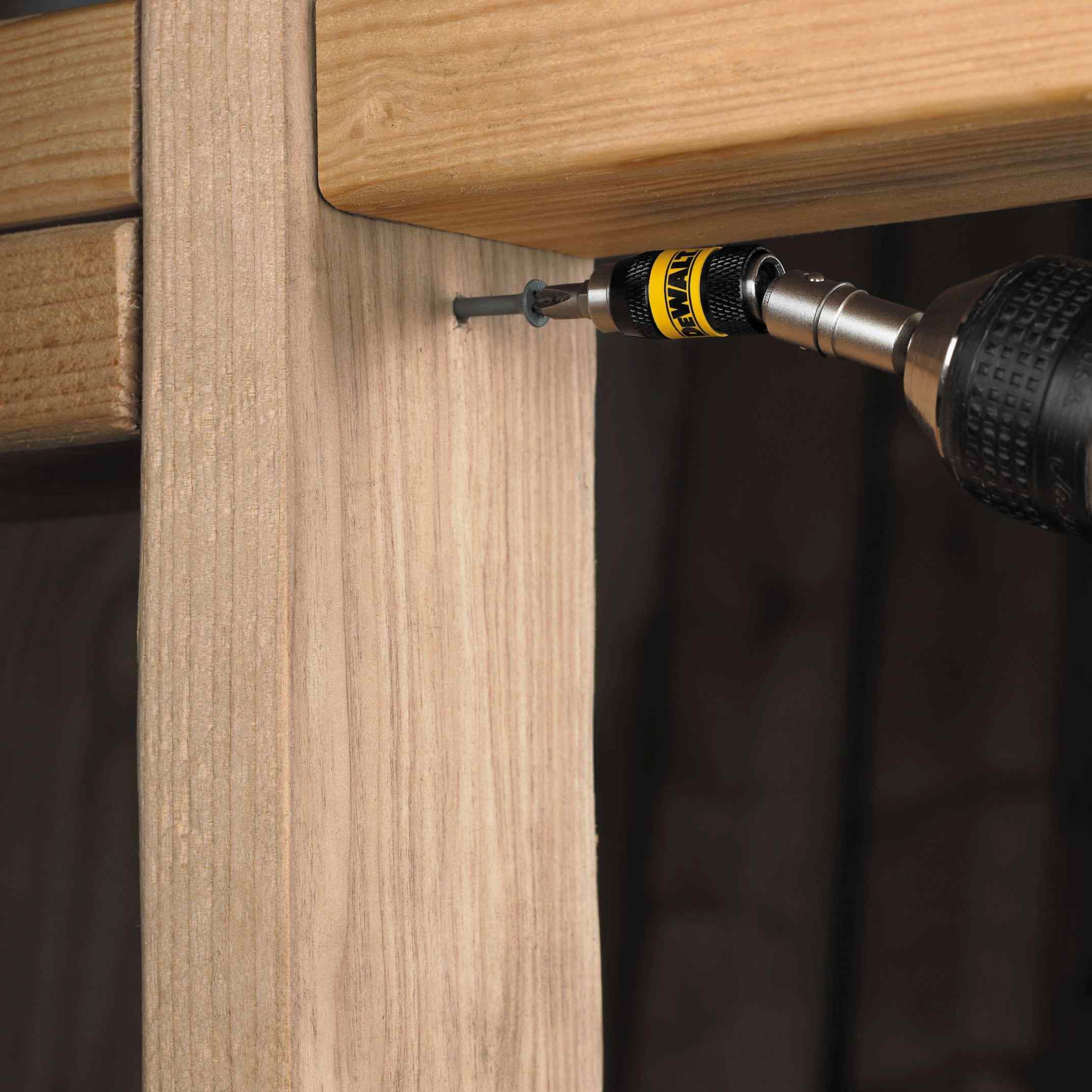 DeWalt DWPVTHLD Impact Ready Magnetic Pivot Holder