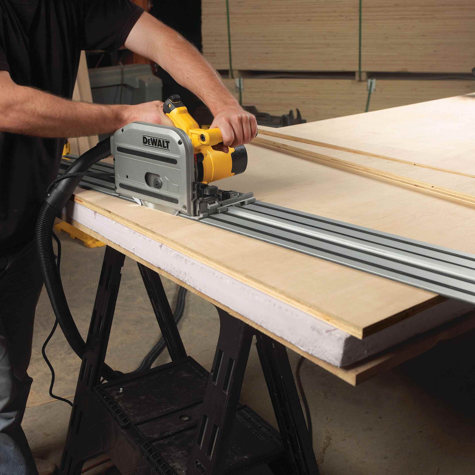 DeWalt DWS520K 6-1/2" (165mm) Track Saw, No Rail