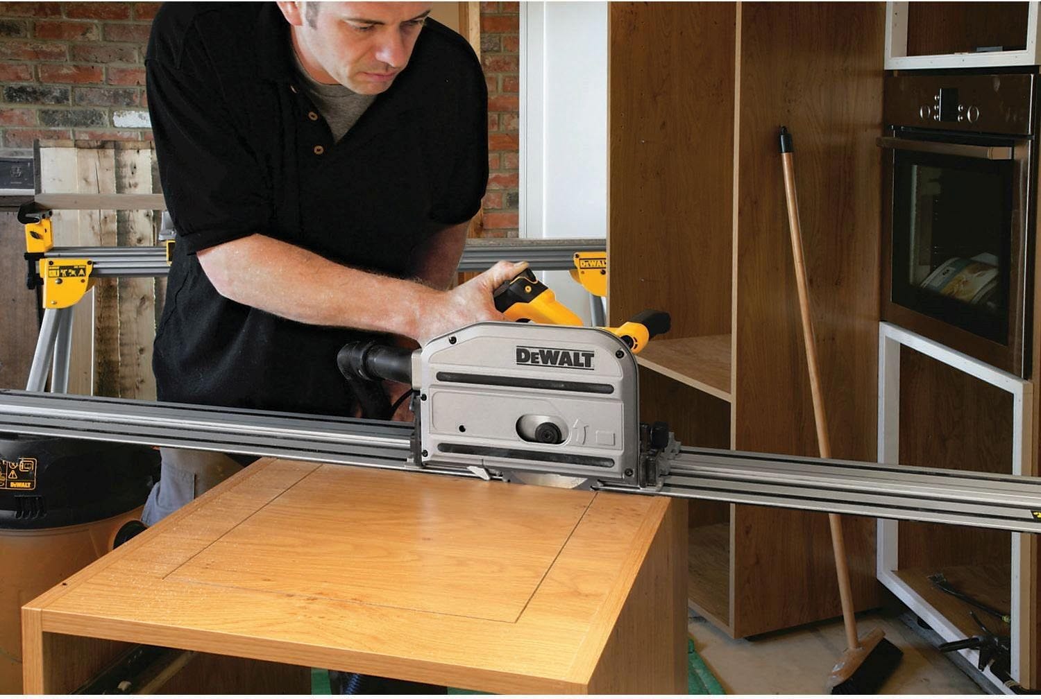 DeWalt DWS520K 6-1/2" (165mm) Track Saw, No Rail
