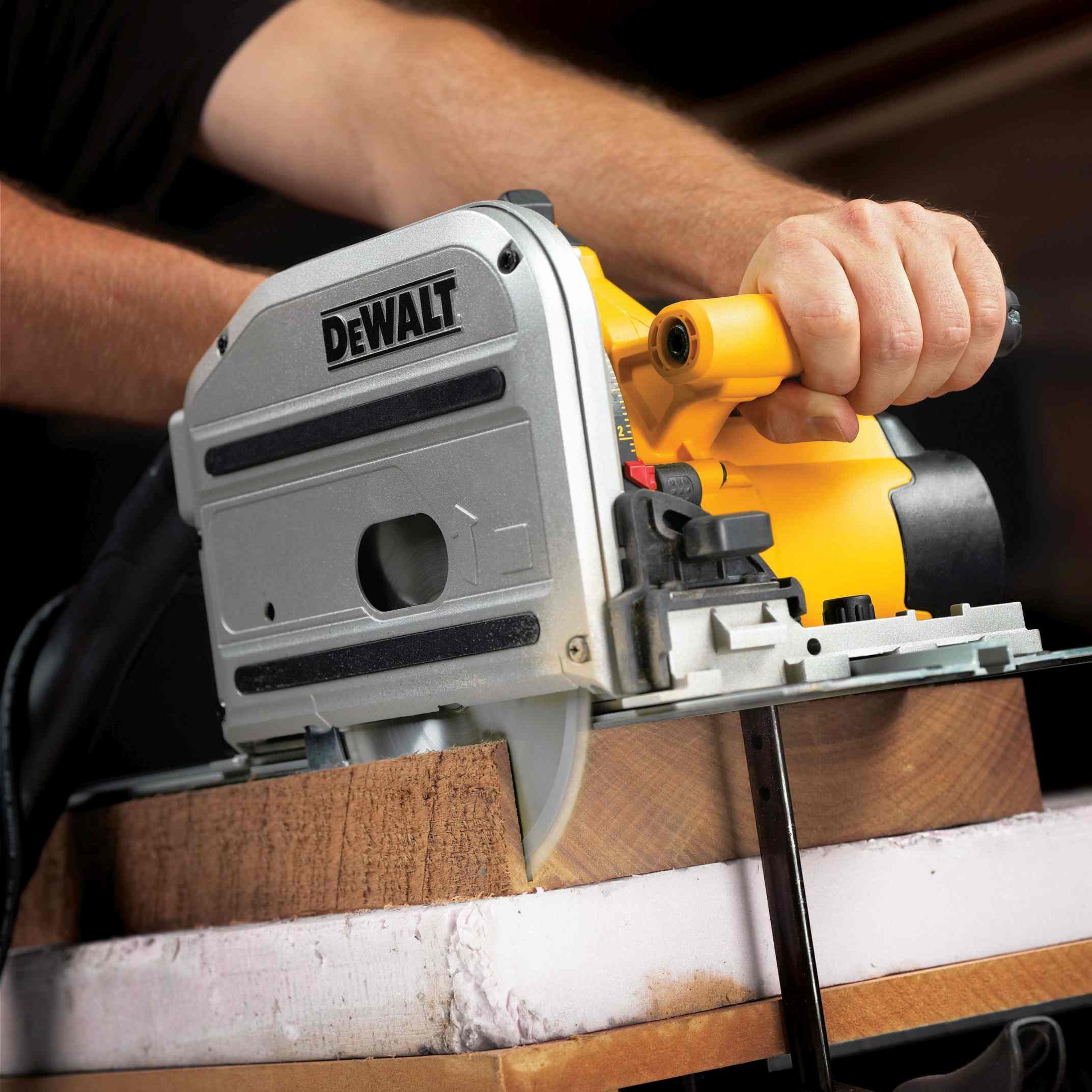 DeWalt DWS520K 6-1/2" (165mm) Track Saw, No Rail