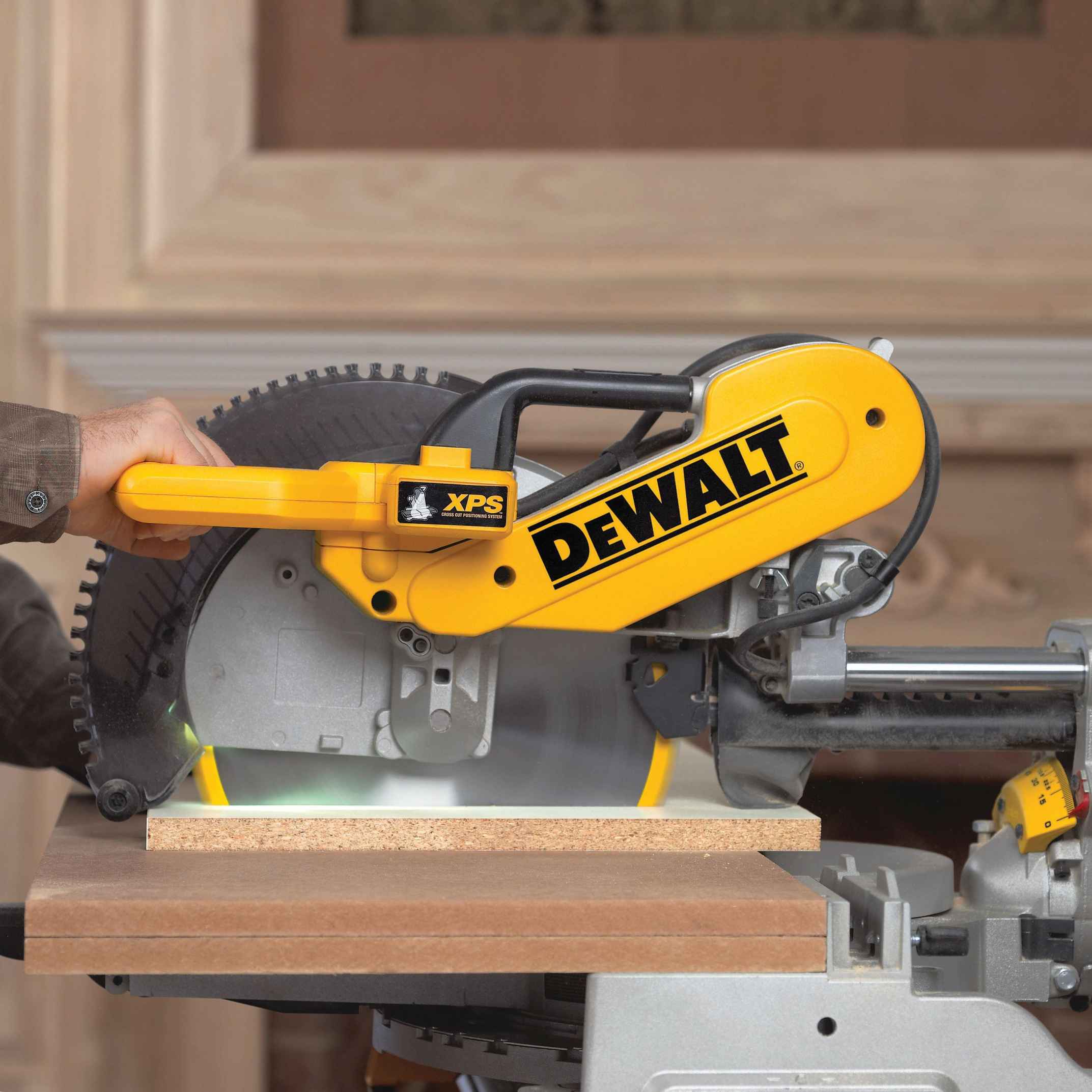 DeWalt DWS780 12" Sliding Compound Miter Saw