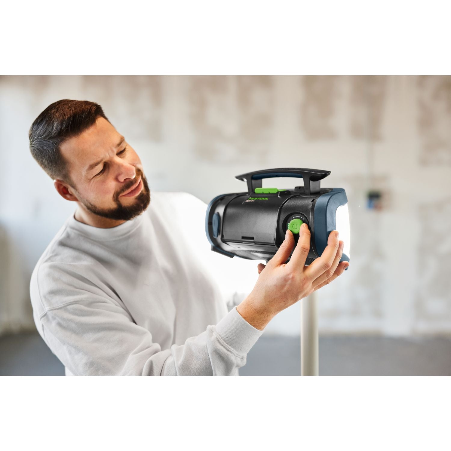 Festool SYSLITE DUO-H Hybrid Cordless/Corded LED 10,000-Lumen Work Light (578514)