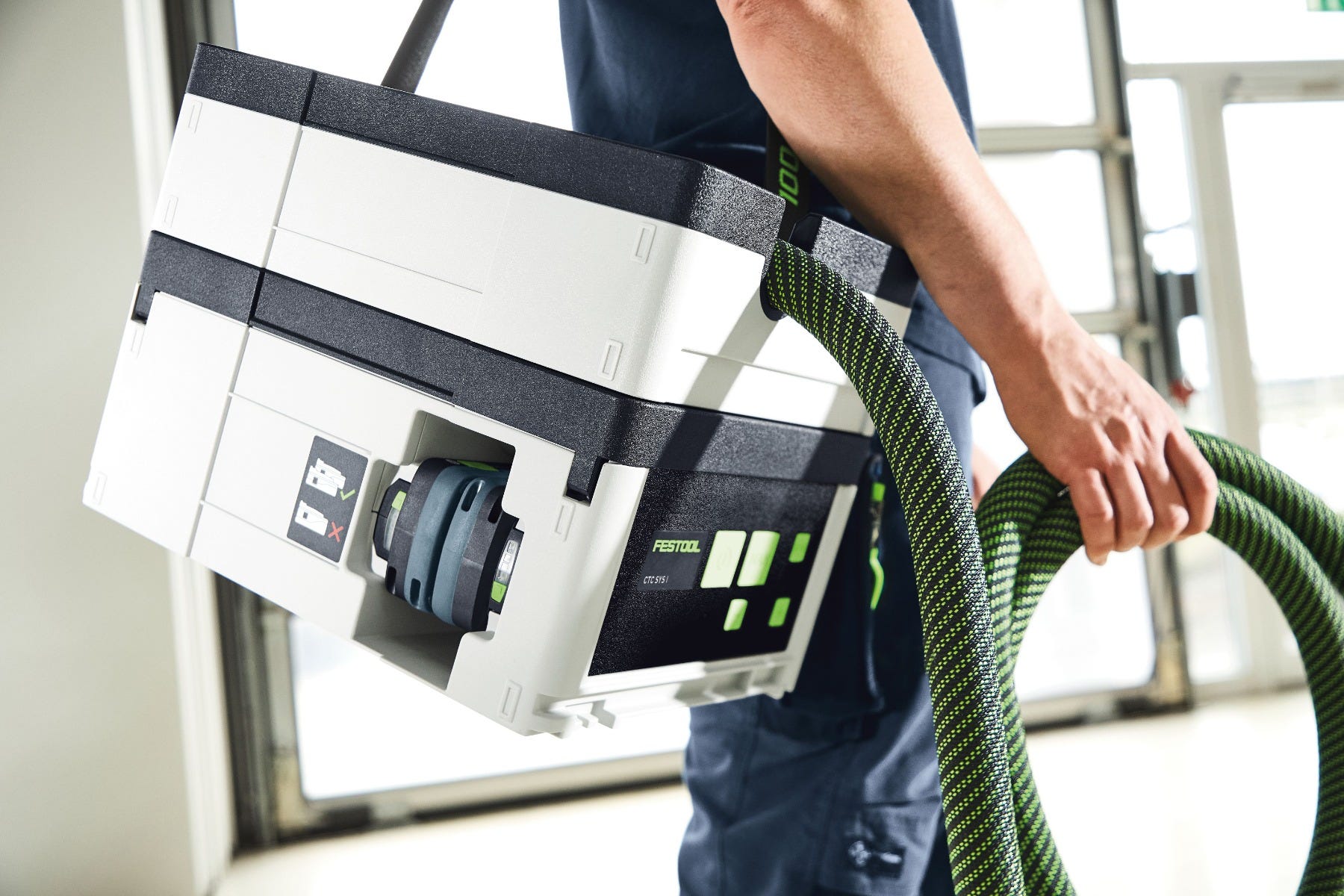 Festool 576941 CTC SYS Cordless Dual-18V Mobile HEPA Dust Extractor, Tool Only