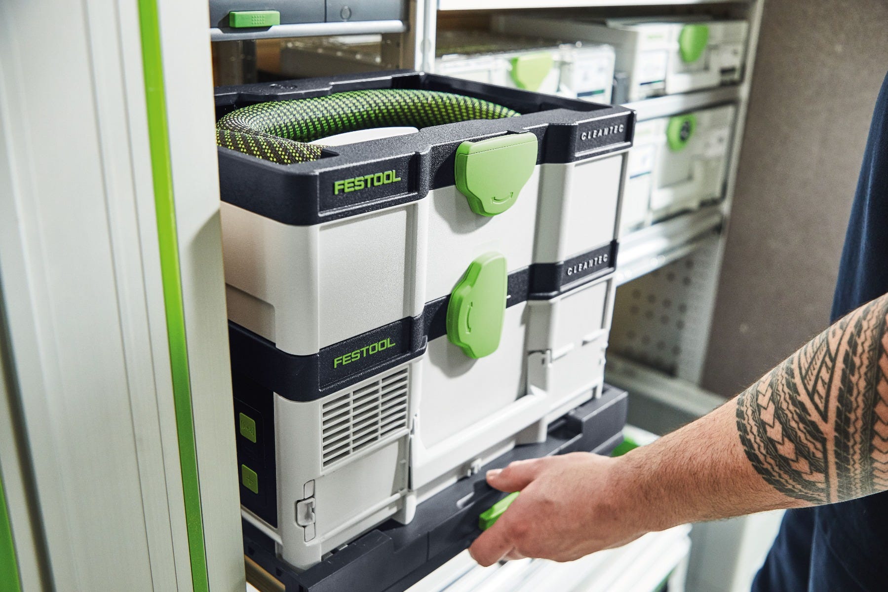 Festool 576941 CTC SYS Cordless Dual-18V Mobile HEPA Dust Extractor, Tool Only