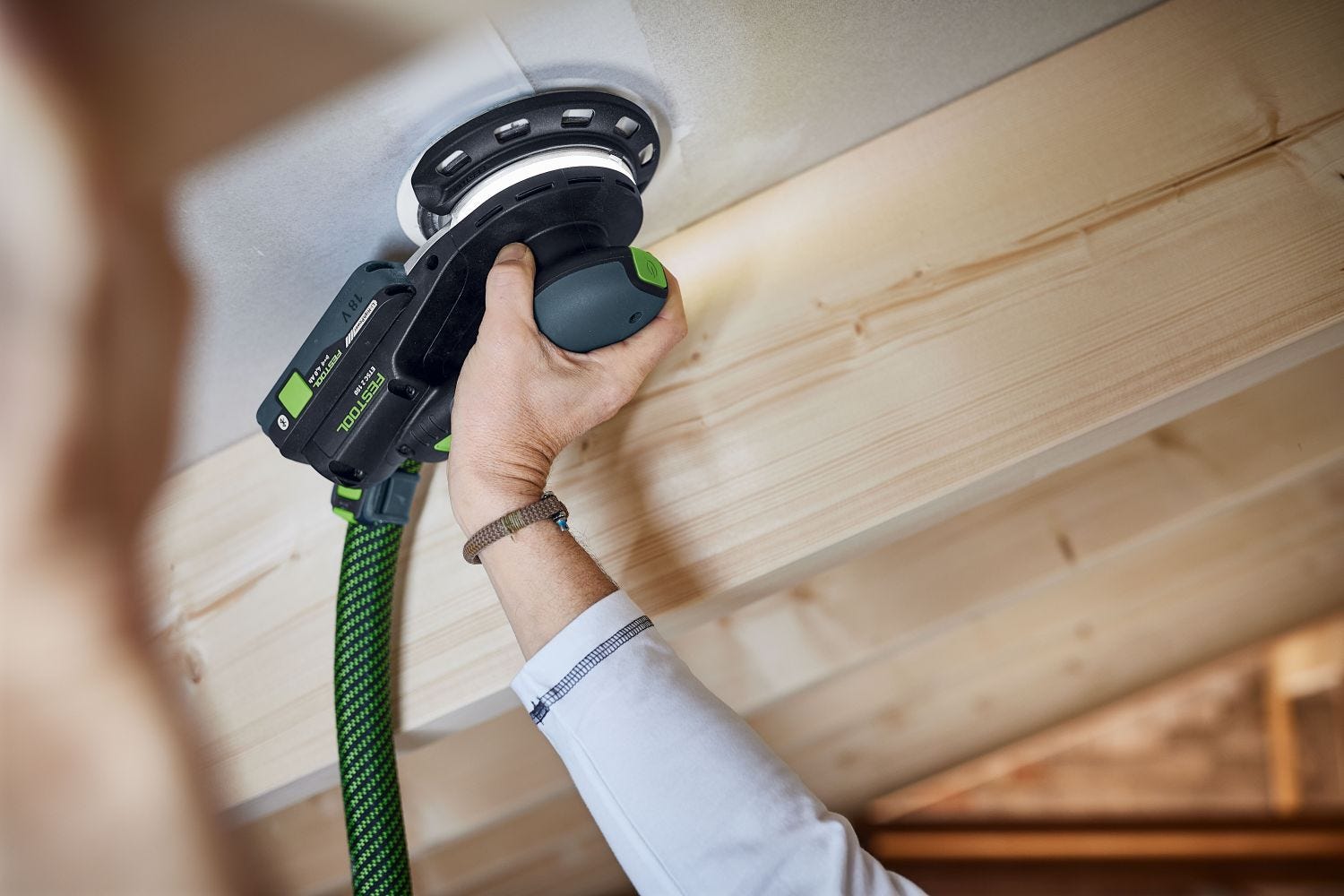 Festool 577725 Cordless 18V ETSC 2 150mm (6-inch) Sander, Tool Only