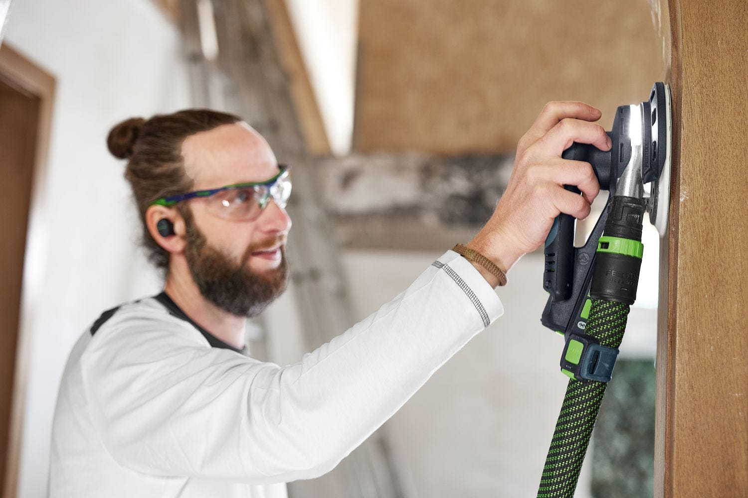 Festool 577725 Cordless 18V ETSC 2 150mm (6-inch) Sander, Tool Only