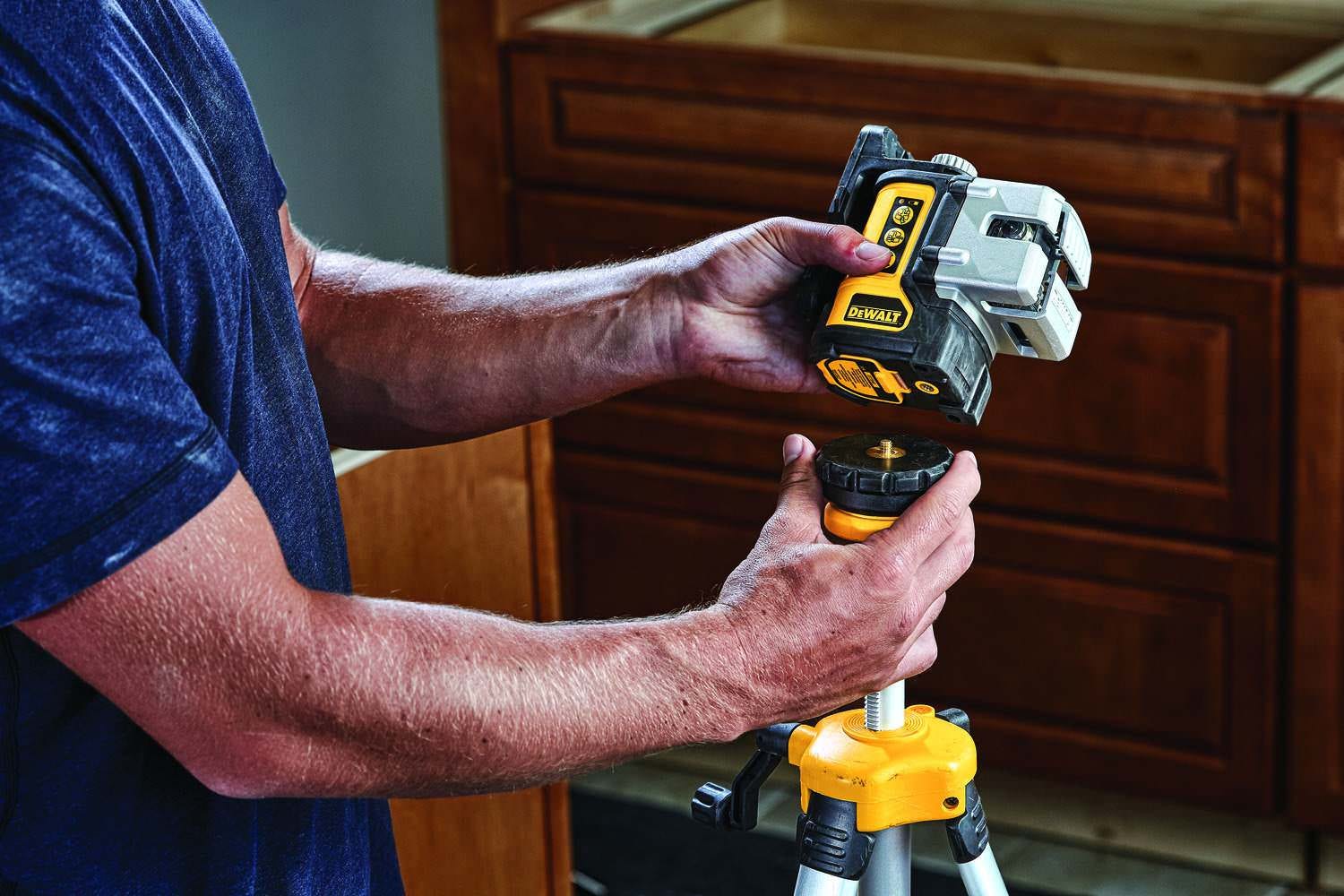 DeWalt DW089CG 3 Line Green Laser Level