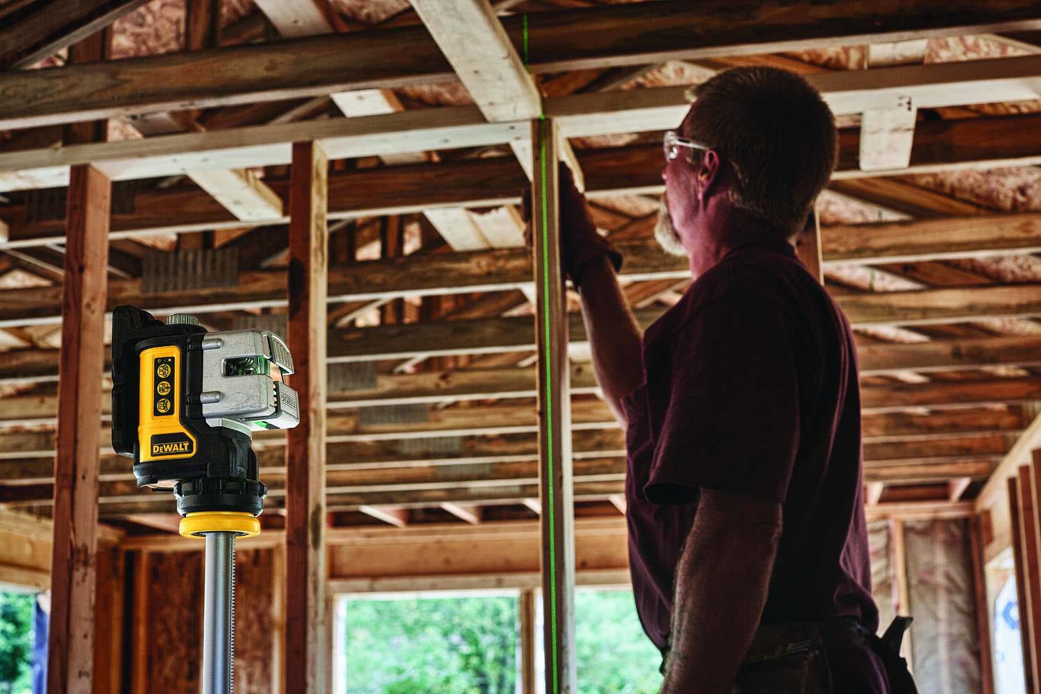 DeWalt DW089CG 3 Line Green Laser Level