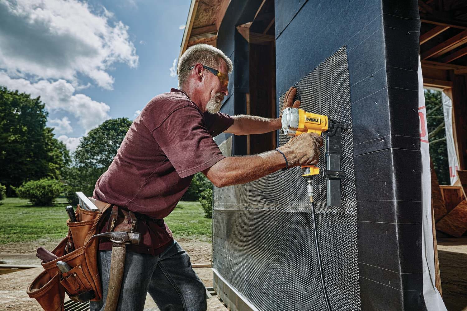 DeWalt DW451S2 16-Gauge Wide Crown Lathing Stapler