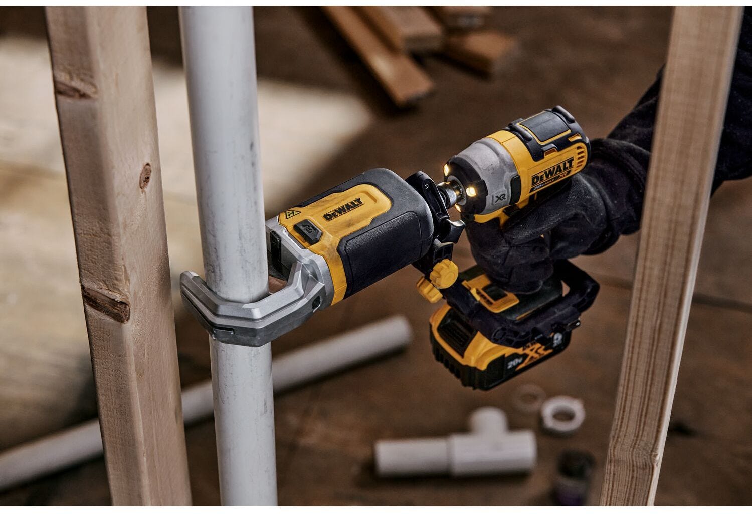 DeWalt DWAPVCIR IMPACT CONNECT PVC/PEX Pipe Cutter Attachment